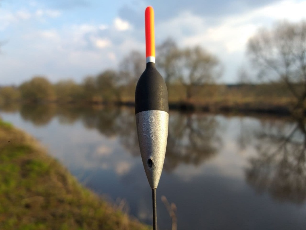 как ловить маховой удочкой на течении (9).jpg